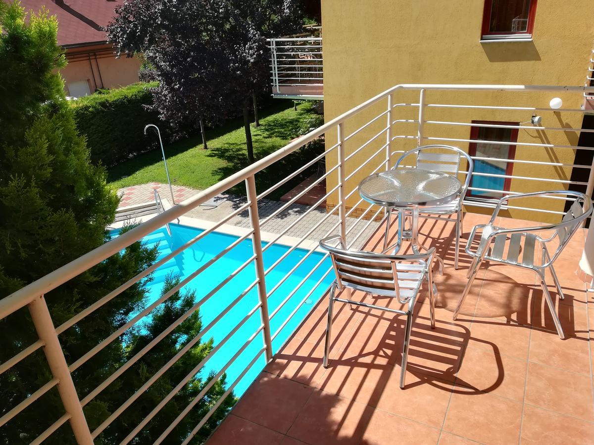 Jano Apartman Сиофок Екстериор снимка